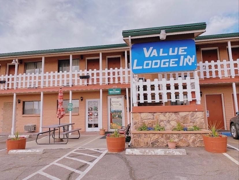 Value Lodge Inn Дельта Экстерьер фото