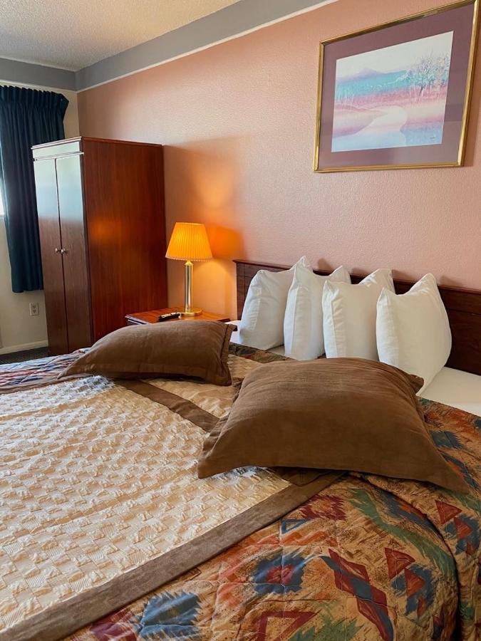 Value Lodge Inn Дельта Экстерьер фото